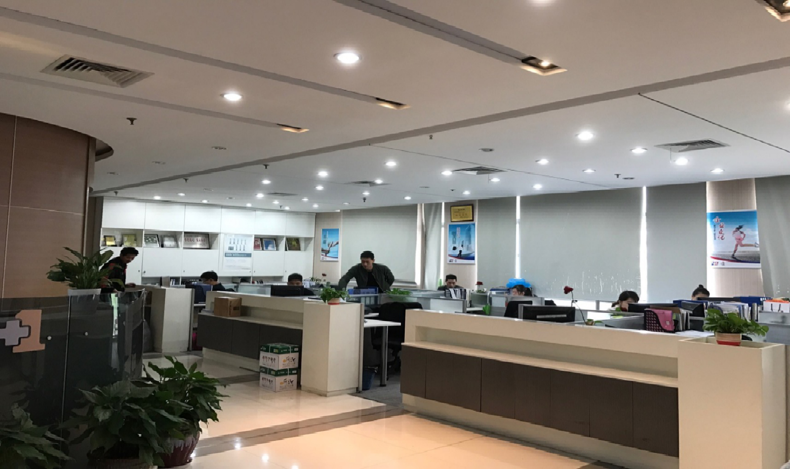 仕樂(lè)克前臺(tái)